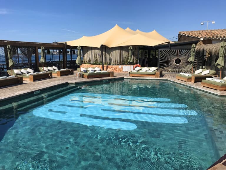 Stretchtent beachclub
