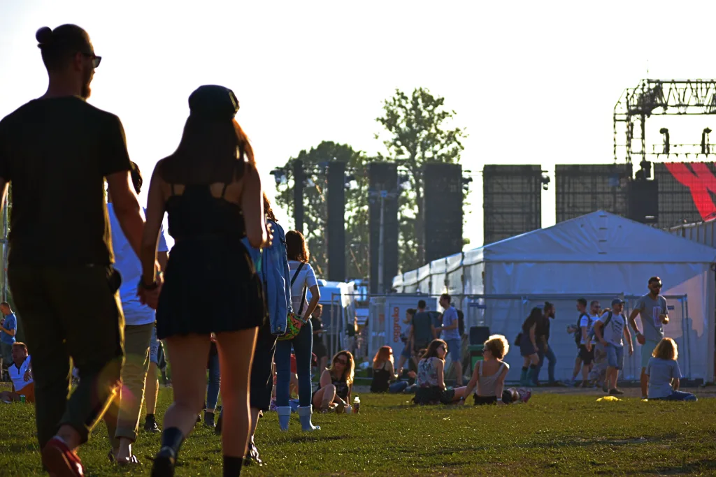 Feesttent huren Groningen
